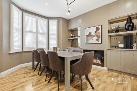 3 bedroom Detached house for sale in Victoria Road, Chelmsford, CM1