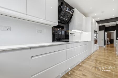 3 bedroom Detached house for sale in Victoria Road, Chelmsford, CM1