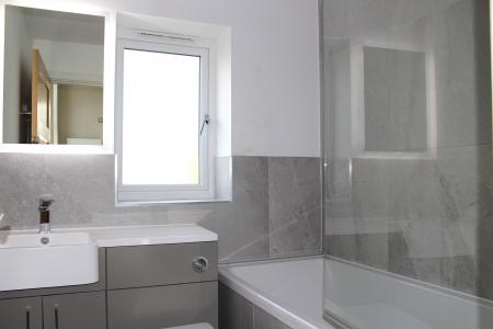 3 bedroom Town house to let in Central Ingatestone
