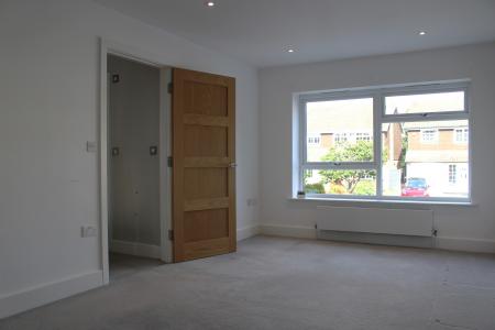 3 bedroom Town house to let in Central Ingatestone