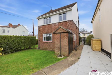 3 bedroom Detached house to let in Writtle Road, Chelmsford, CM1