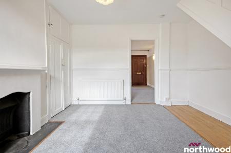 2 bedroom Terraced House to let in Mildmay Road, Old Moulsham, Chelmsford, CM2