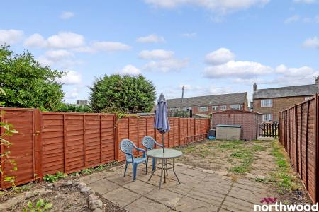 2 bedroom Terraced House to let in Mildmay Road, Old Moulsham, Chelmsford, CM2