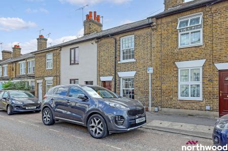 2 bedroom Terraced House to let in Mildmay Road, Old Moulsham, Chelmsford, CM2