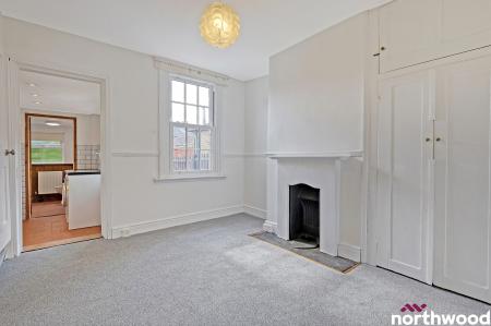 2 bedroom Terraced House to let in Mildmay Road, Old Moulsham, Chelmsford, CM2