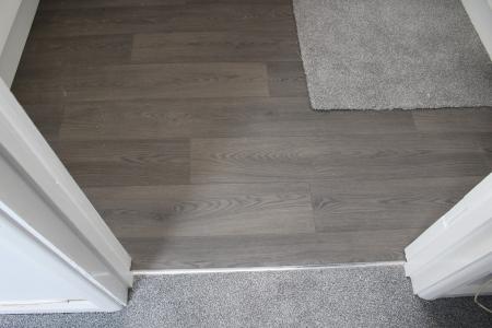 3 bedroom Flat to let in High Street, Ingatestone, CM4