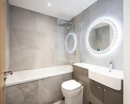 2 bedroom Flat to let in Roman Road, Mountnessing, CM15