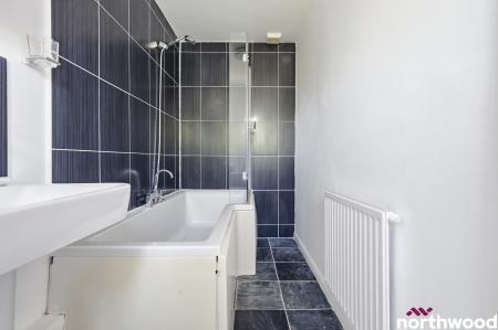 3 bedroom Terraced House to let in Baddow Road, Chelmsford, CM2