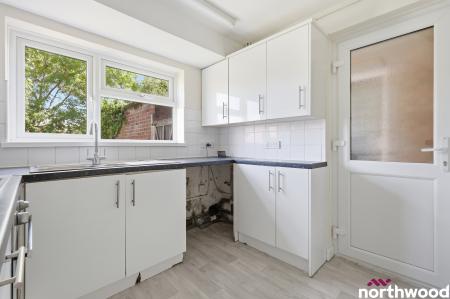 3 bedroom Terraced House to let in Baddow Road, Chelmsford, CM2