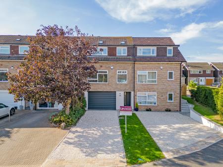 Fairfield, Ingatestone, CM4