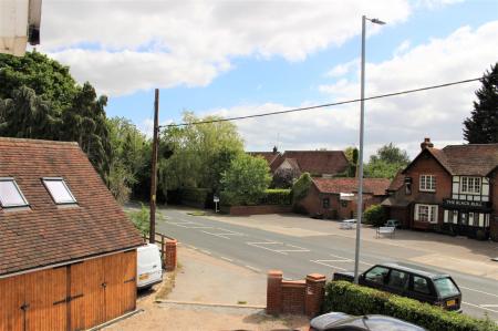 0 bedroom Flat to let in Main Road, Margaretting, CM4