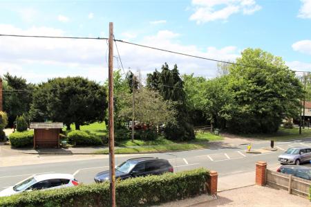 0 bedroom Flat to let in Main Road, Margaretting, CM4