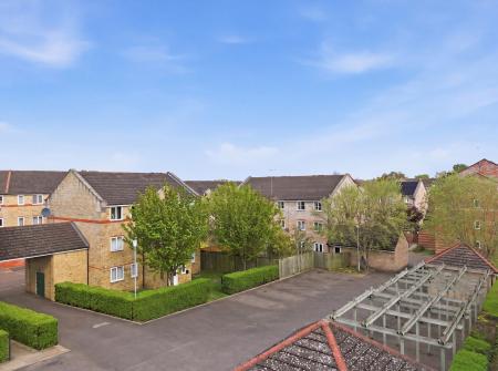 1 bedroom Flat to let in Parkinson Drive, Chelmsford, CM1