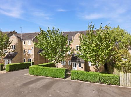 1 bedroom Flat to let in Parkinson Drive, Chelmsford, CM1
