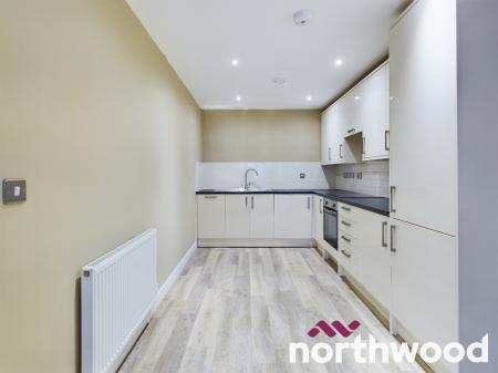 1 bedroom Flat to let in Moulsham Street, Chelmsford, CM2