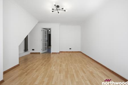 3 bedroom Terraced House to let in Sheppard Drive, Chelmsford, CM2