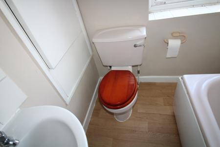 1 bedroom Terraced House to let in Fingringhoe Road, Colchester, CO2