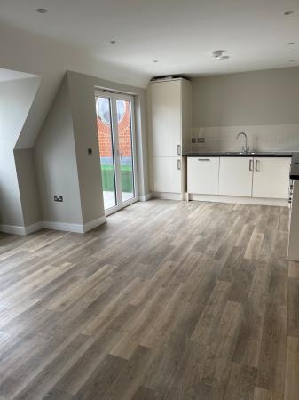 2 bedroom Flat to let in Moulsham Street, Chelmsford, CM2