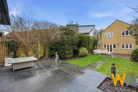 4 bedroom Detached house for sale in Alexander Lane, Shenfield, Brentwood, CM15