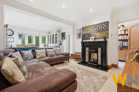 4 bedroom Detached house for sale in Alexander Lane, Shenfield, Brentwood, CM15