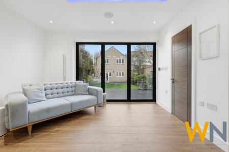 4 bedroom Detached house for sale in Alexander Lane, Shenfield, Brentwood, CM15
