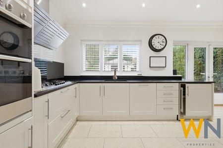4 bedroom Detached house for sale in Alexander Lane, Shenfield, Brentwood, CM15