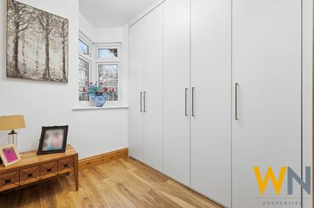 4 bedroom Detached house for sale in Alexander Lane, Shenfield, Brentwood, CM15