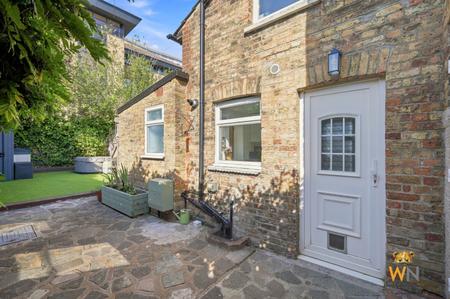 3 bedroom Semi-detached house for sale in Alfred Road, Brentwood, CM14