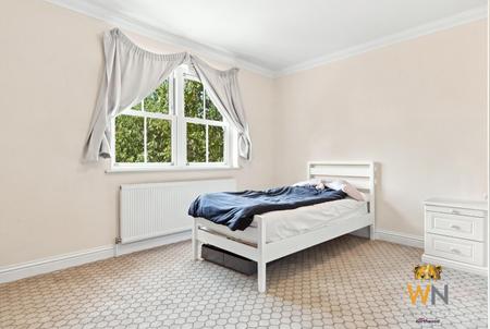 5 bedroom Detached house for sale in Arbour Lane, Springfield, Chelmsford, CM1