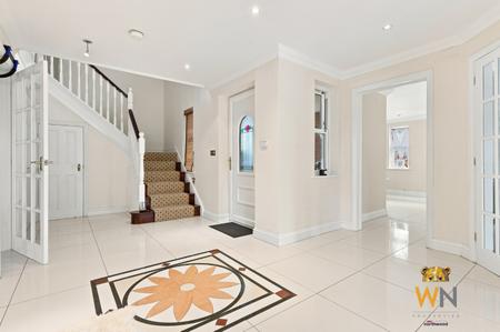 5 bedroom Detached house for sale in Arbour Lane, Springfield, Chelmsford, CM1