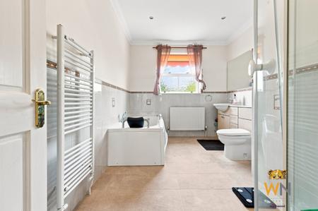5 bedroom Detached house for sale in Arbour Lane, Springfield, Chelmsford, CM1