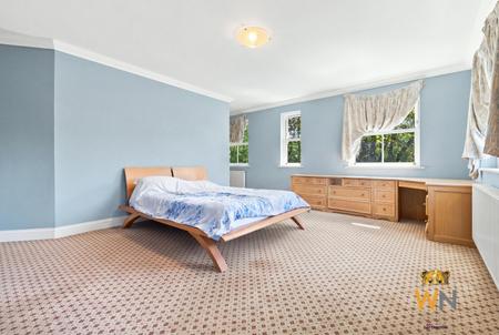 5 bedroom Detached house for sale in Arbour Lane, Springfield, Chelmsford, CM1
