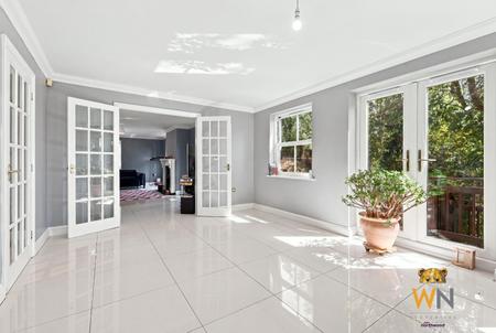 5 bedroom Detached house for sale in Arbour Lane, Springfield, Chelmsford, CM1
