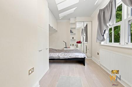 5 bedroom Detached house for sale in Arbour Lane, Springfield, Chelmsford, CM1