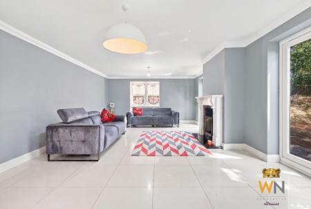 5 bedroom Detached house for sale in Arbour Lane, Springfield, Chelmsford, CM1