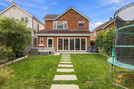 4 bedroom Detached house for sale in Byron Road, Hutton, Brentwood, CM13