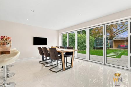 4 bedroom Detached house for sale in Byron Road, Hutton, Brentwood, CM13