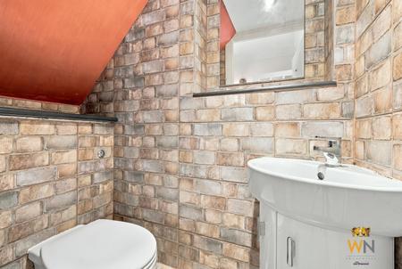 5 bedroom Detached house for sale in Clifton Way, Hutton, CM13