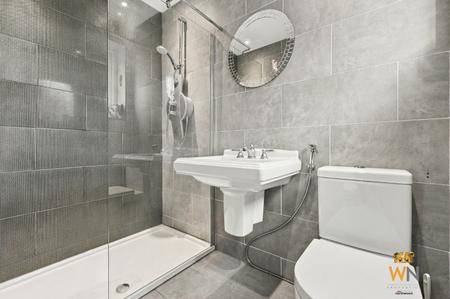 5 bedroom Detached house for sale in Clifton Way, Hutton, CM13