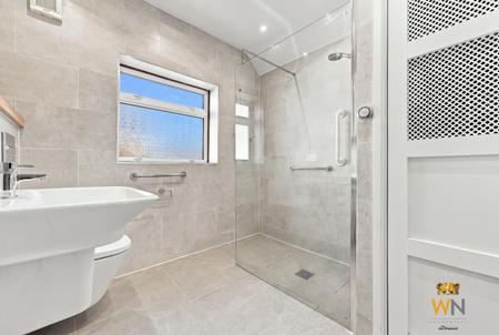 3 bedroom Semi-detached house for sale in Clyde Crescent, Chelmsford, CM1