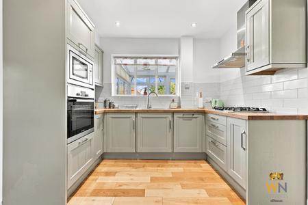 3 bedroom Semi-detached house for sale in Clyde Crescent, Chelmsford, CM1