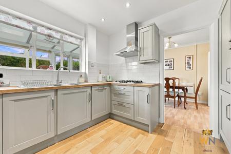 3 bedroom Semi-detached house for sale in Clyde Crescent, Chelmsford, CM1