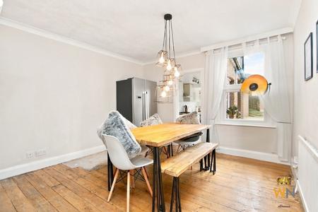 2 bedroom Semi-detached house for sale in Douglas Road, Hornchurch, RM11