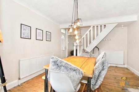 2 bedroom Semi-detached house for sale in Douglas Road, Hornchurch, RM11