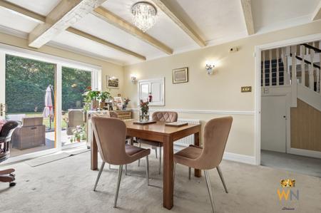 4 bedroom Detached house for sale in Heronway, Shenfield, Brentwood, CM13