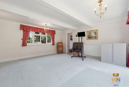 4 bedroom Detached house for sale in Heronway, Shenfield, Brentwood, CM13