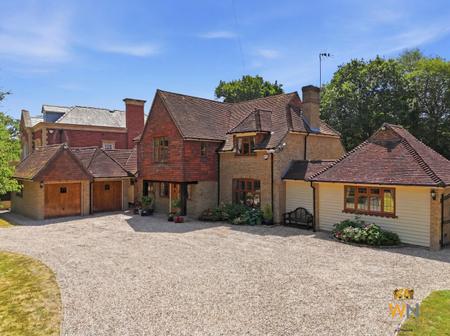 4 bedroom Detached house for sale in Heronway, Shenfield, Brentwood, CM13