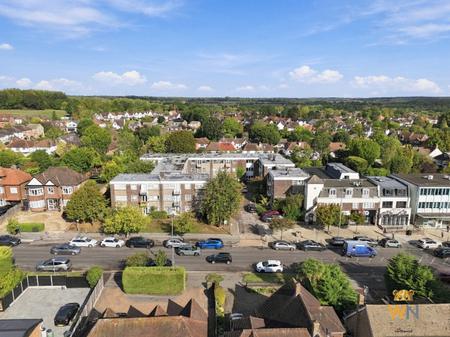 2 bedroom Flat for sale in Hutton Road, Shenfield, CM15