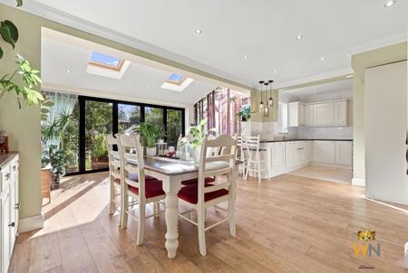 4 bedroom Semi-detached house for sale in Langdale Gardens, Chelmsford, CM2