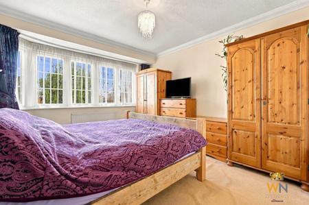 4 bedroom Semi-detached house for sale in Langdale Gardens, Chelmsford, CM2